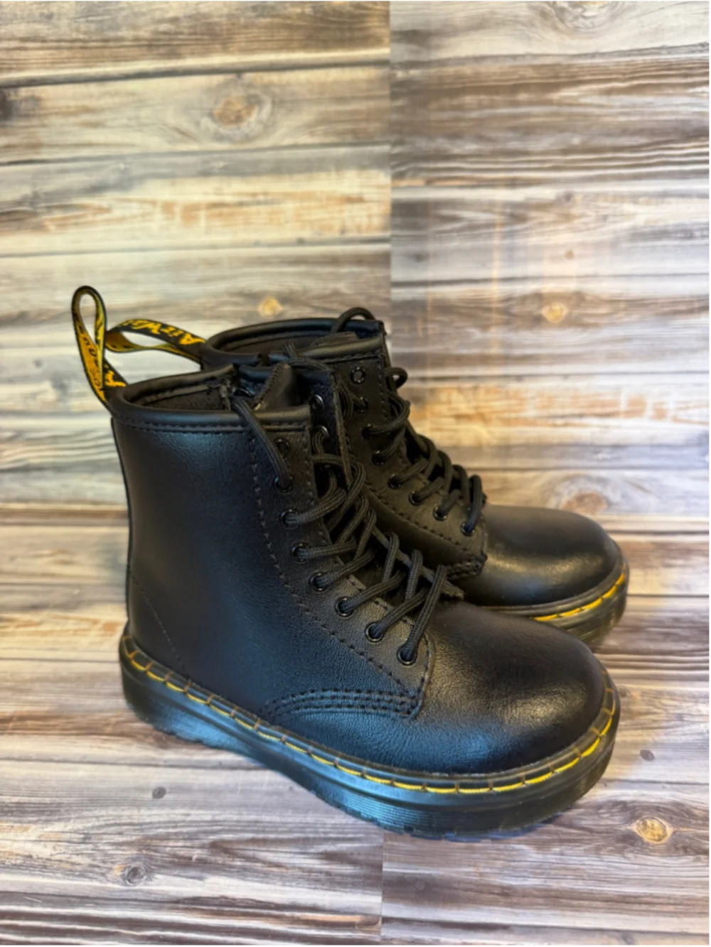 Dr Martens kids toddler Zavala Lace Up Boot Black combat boots size 8